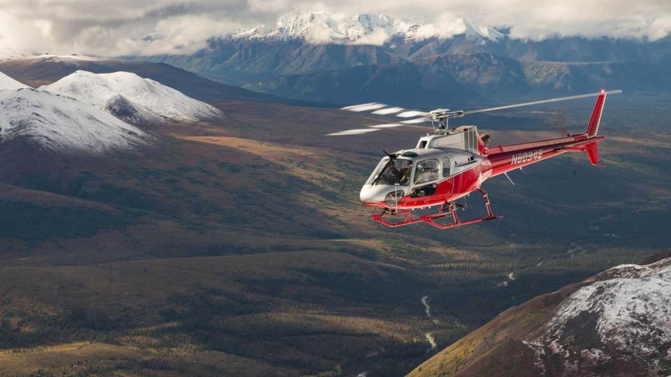 Heli Hiking Adventure Tour Image 5