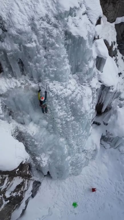 Telluride Ice Falls Discovery | Intro to Ice Climbing & Frozen Waterfalls Tour Image 4