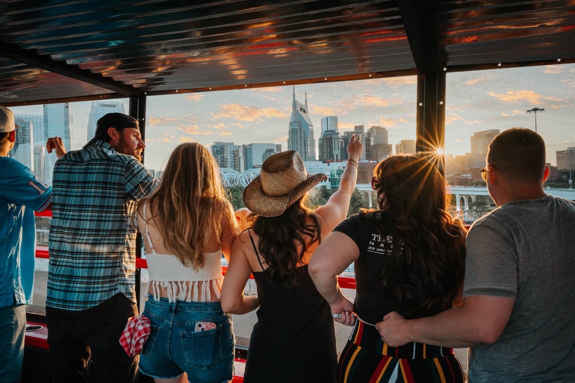 Nashville Tractor Party Wagon XL | Open-Air Party Tour for Groups Tour Image 9