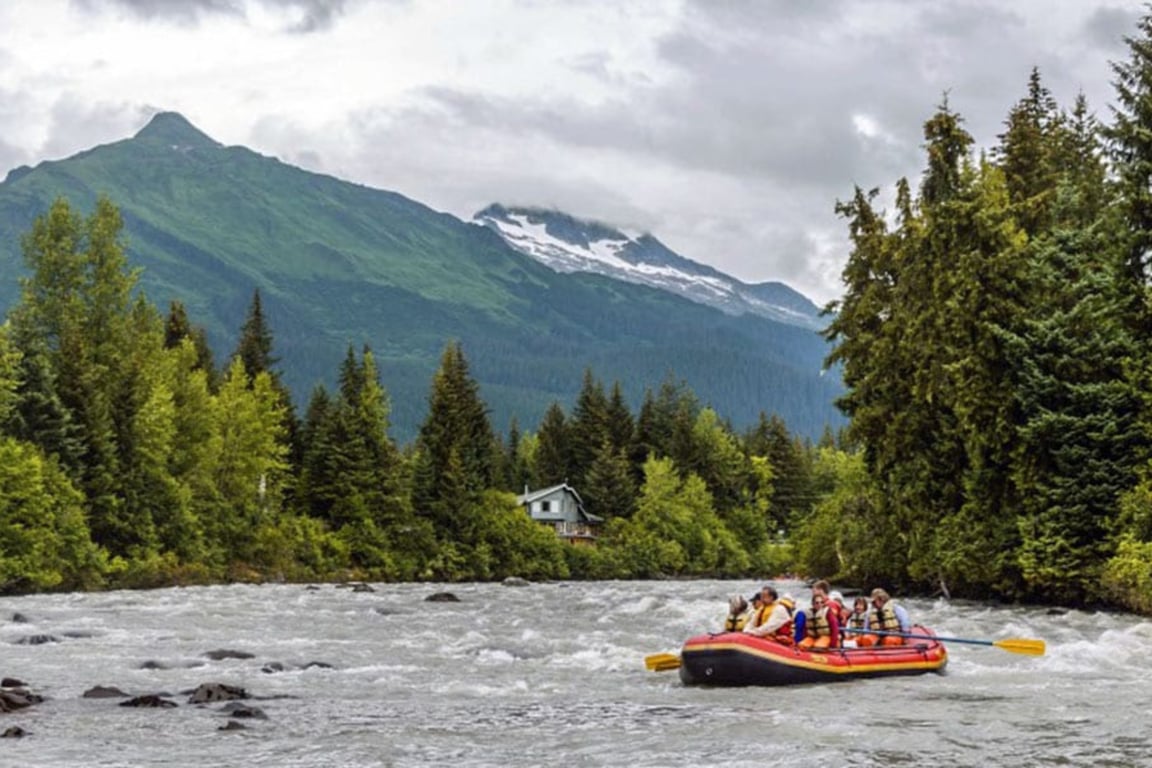 Mendenhall Glacier River Float Trip Tour Image 4