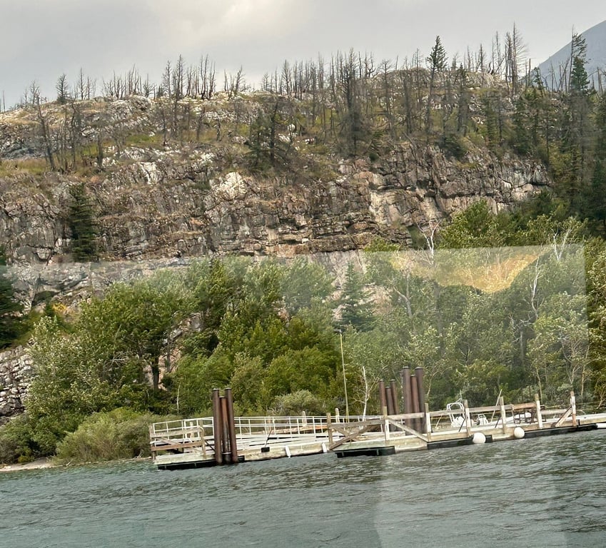 Picturesque Boat Ride review image 3