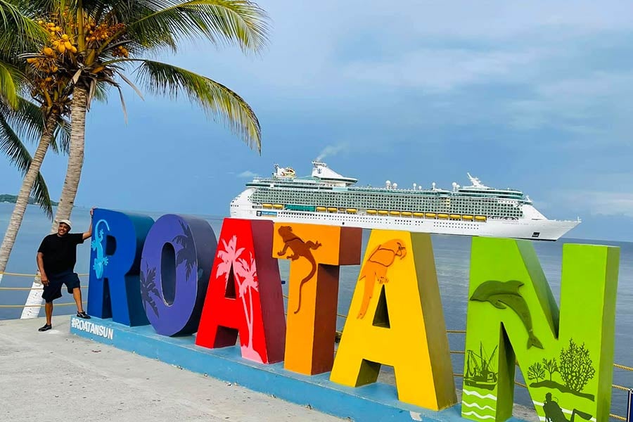 Logo of Roatan