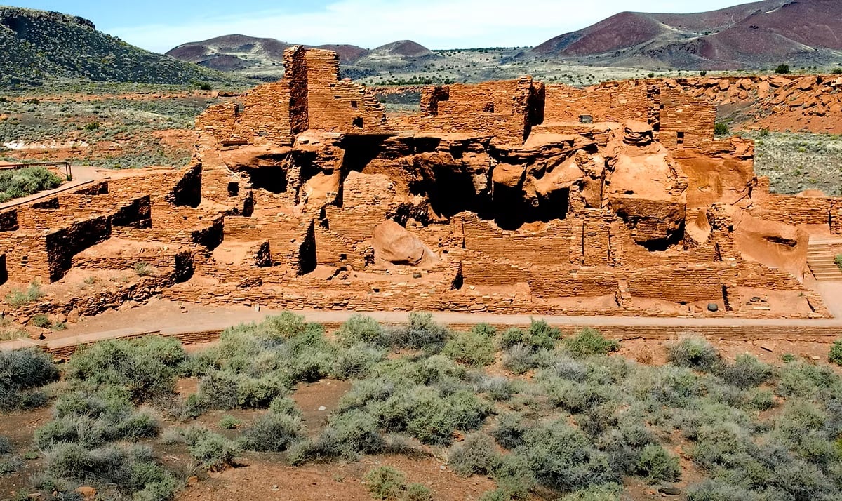 Shared Full-Day Grand Canyon with Ruins & Volcanoes- South and East Rim Exploration from Flagstaff Tour Image 2