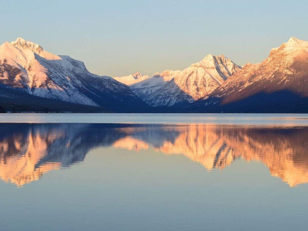Snowshoe In Glacier National Park Tour Image 3