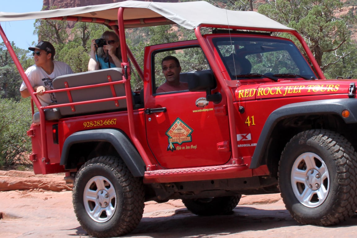 Private Moderately Bumpy Jeep Tour- 1.5 Hour Soldiers Pass Trail Off-Road (Up to 6 People) Tour Image 6