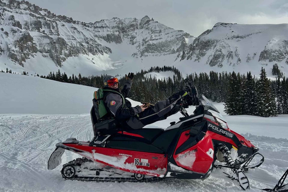 2 Hour Guided Snowmobile Tour Alta Lakes Tour Image 5