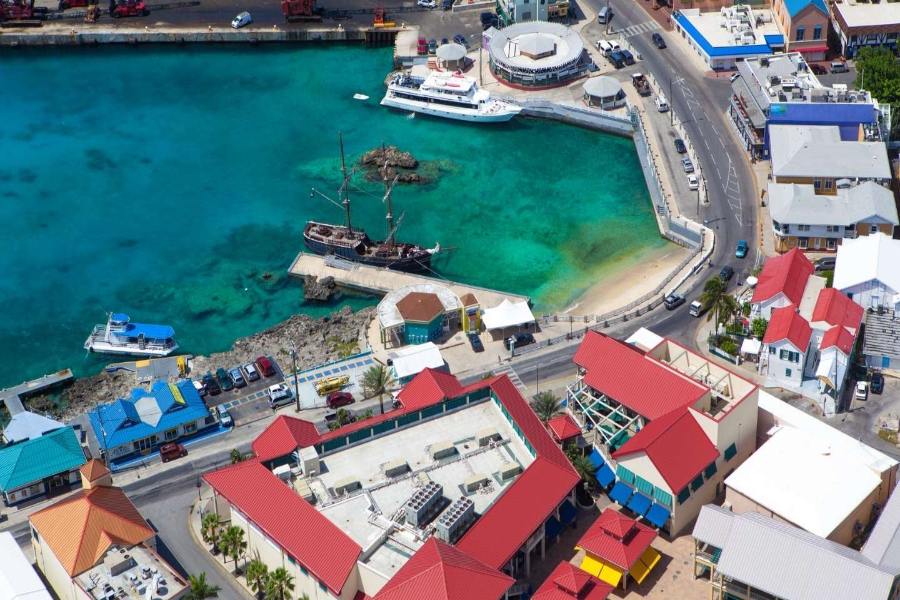 11 Unique Things to Do in Grand Cayman