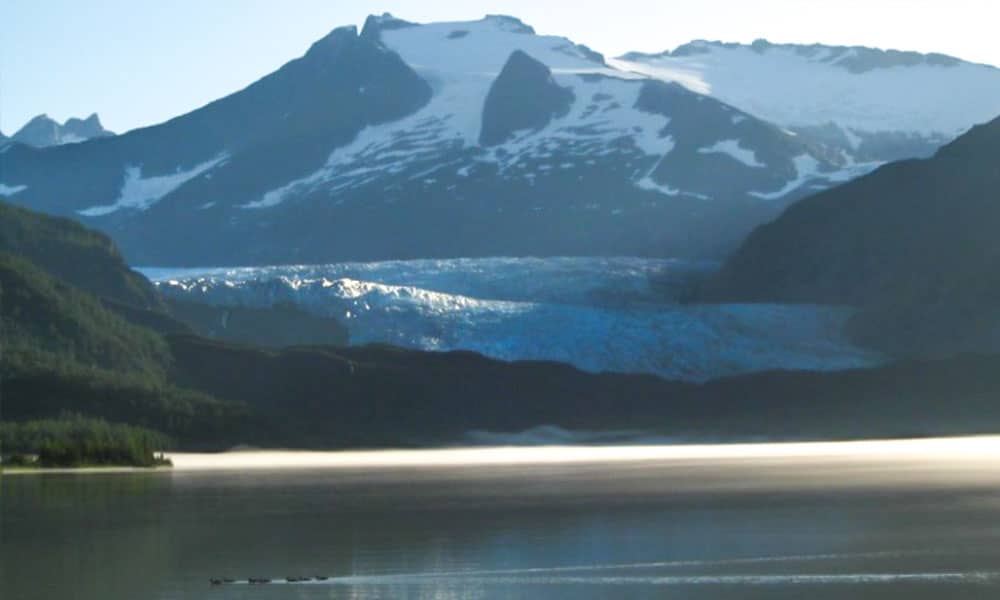 Mendenhall Lake Kayaking Adventure Tour Image 12