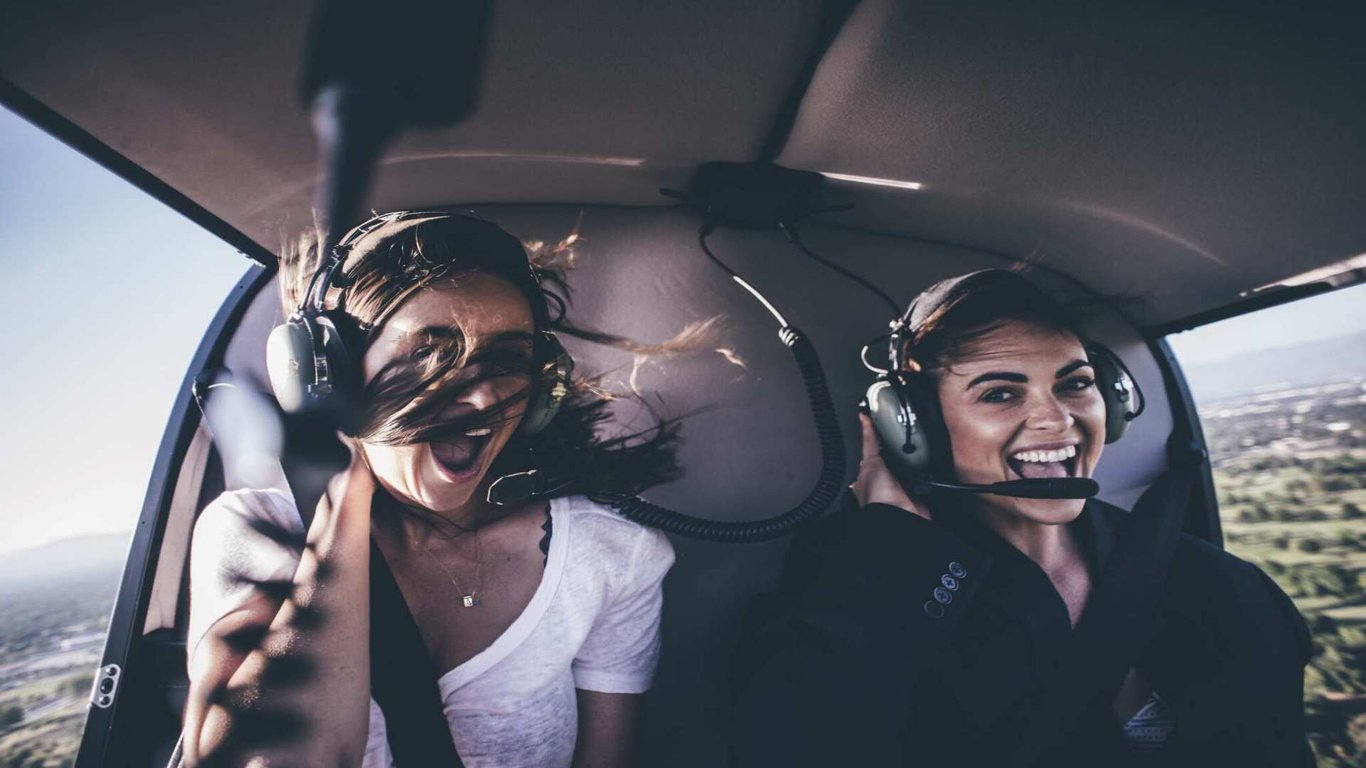 Helicopter in Cancun image