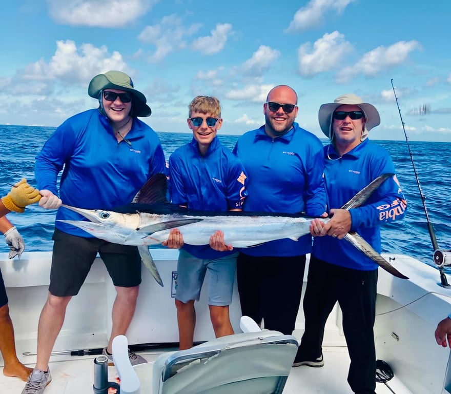 Costa Maya Fishing Tour & Beach Club Tour Image 10