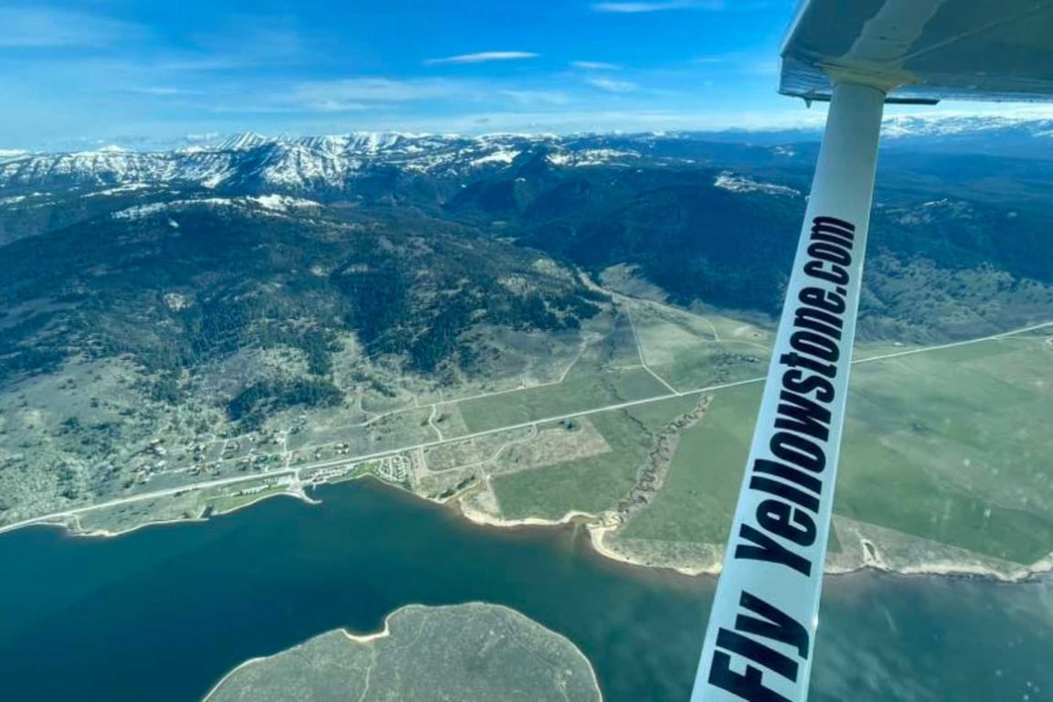 West Yellowstone Scenic Flight 60-Minutes Tour Image 7