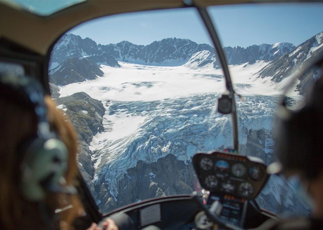 Anchorage Helicopter and Glacier Dogsled Tour With Transportation Tour Image 2