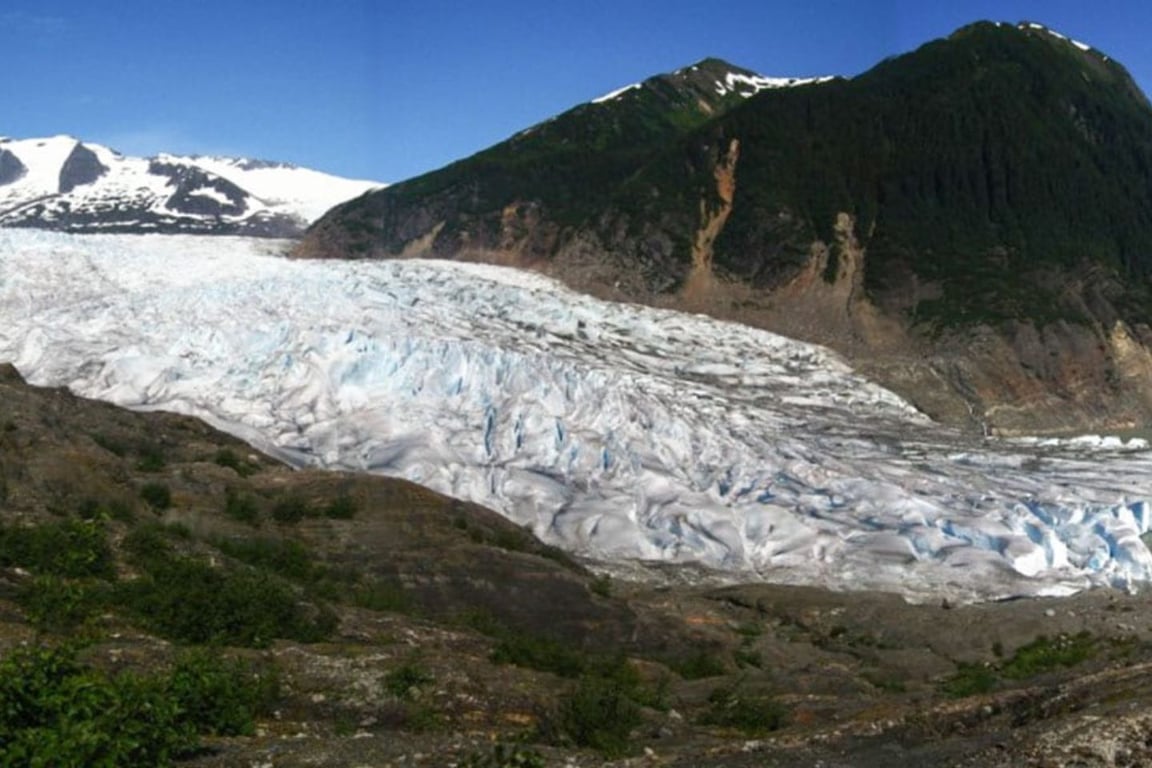 Mendenhall Glacier Hike Tour Image 6