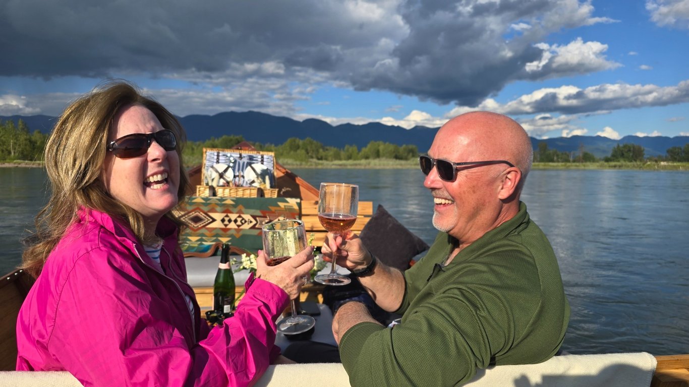 Happy Hour Float On The Flathead River Tour Image 4