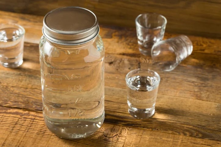 Moonshine Tasting in Nashville: Best Spots, What to Expect, and How to Plan Your Visit image
