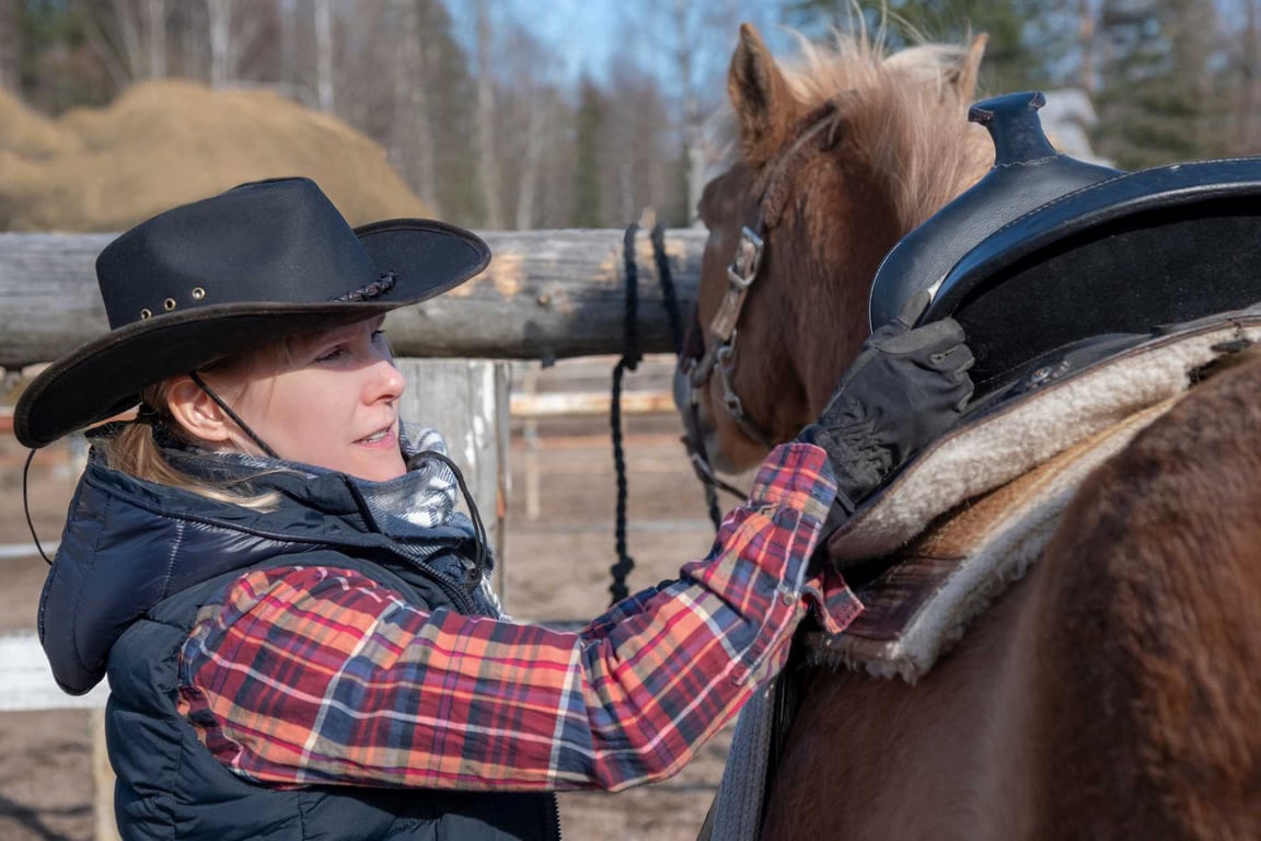 One Hour Yellowstone Horseback Ride Tour Image 3
