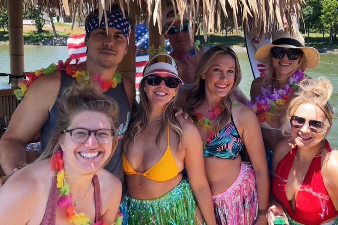 Private Sunset Tiki Boat Cruise in Nashville | BYOB Fun on the River Tour Image 5