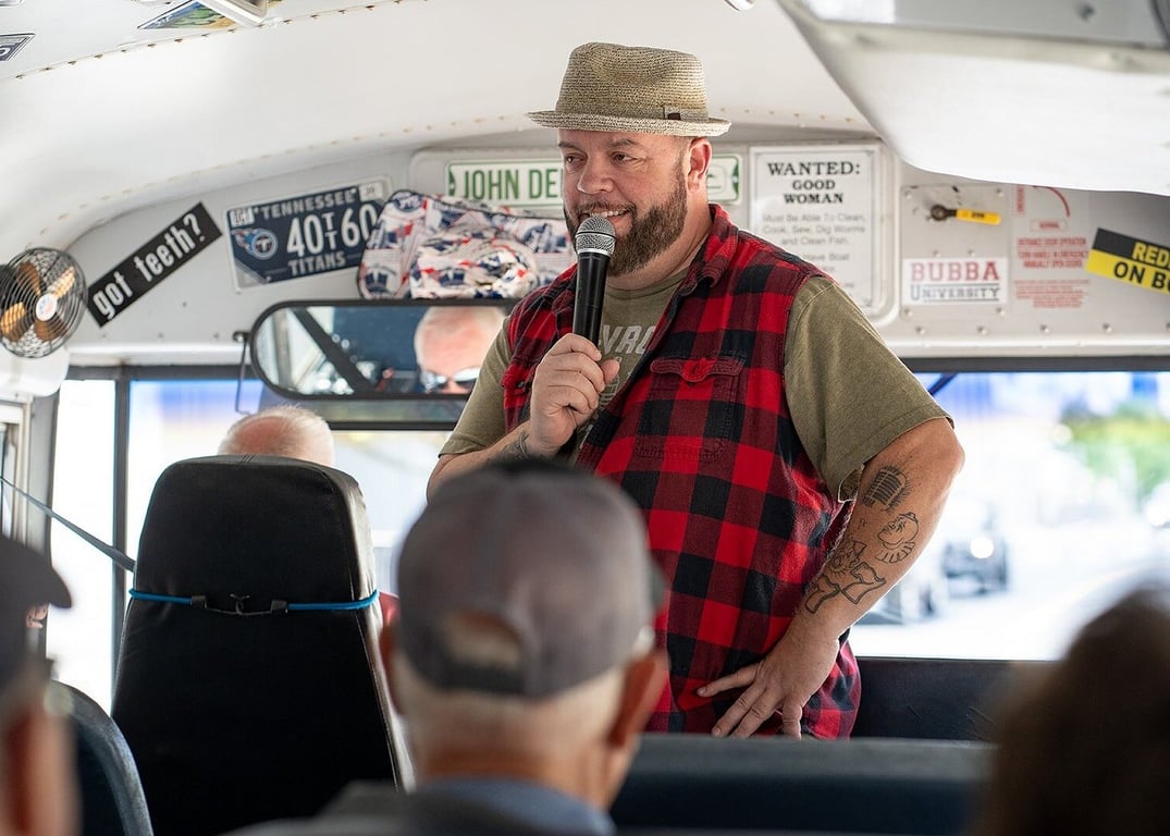 Nashville Redneck Comedy Bus Tour Tour Image 9