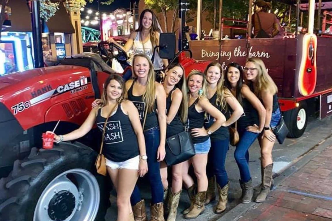 Private Tractor Tour of Downtown Nashville image