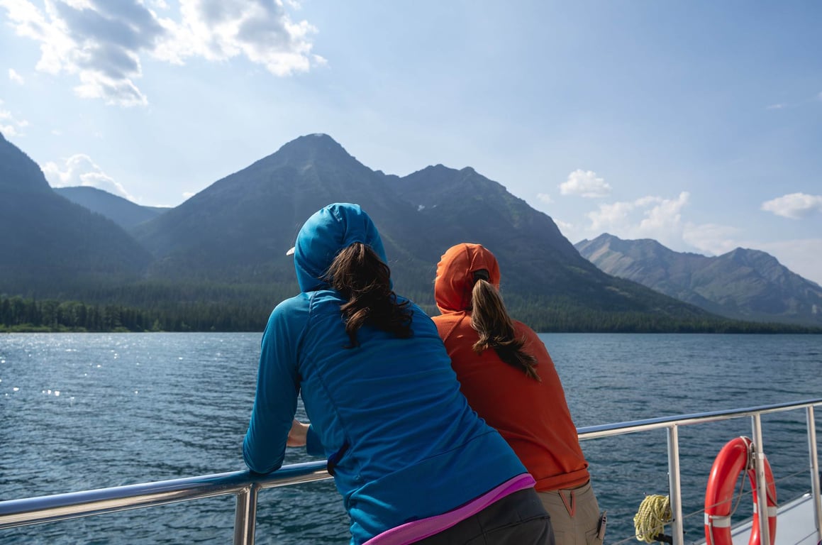 Many Glacier Scenic Boat Tour Tour Image 2