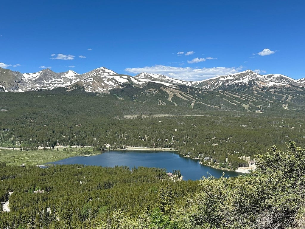 Summer mountain half day hike review image 1