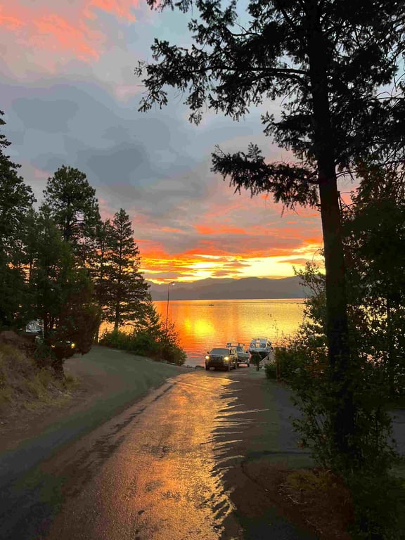 Flathead Lake Sunset Tour Tour Image 2