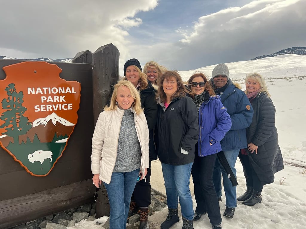 Winter Yellowstone Snowshoe Safari Tour Image 9