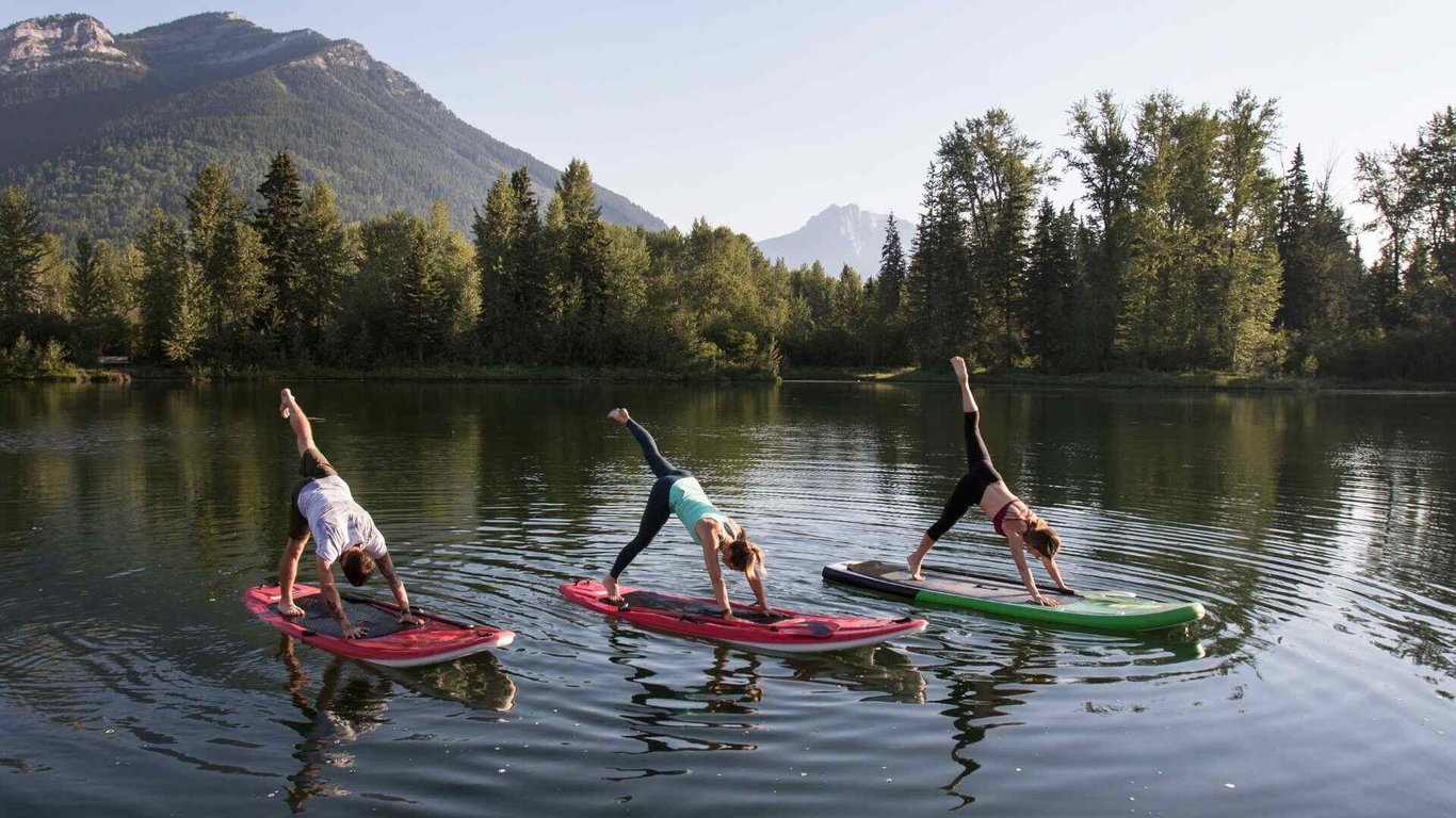 Alpine Lake Paddle Board Tour Tour Image 7
