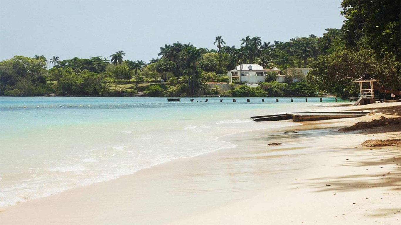 Beach in Kingston image