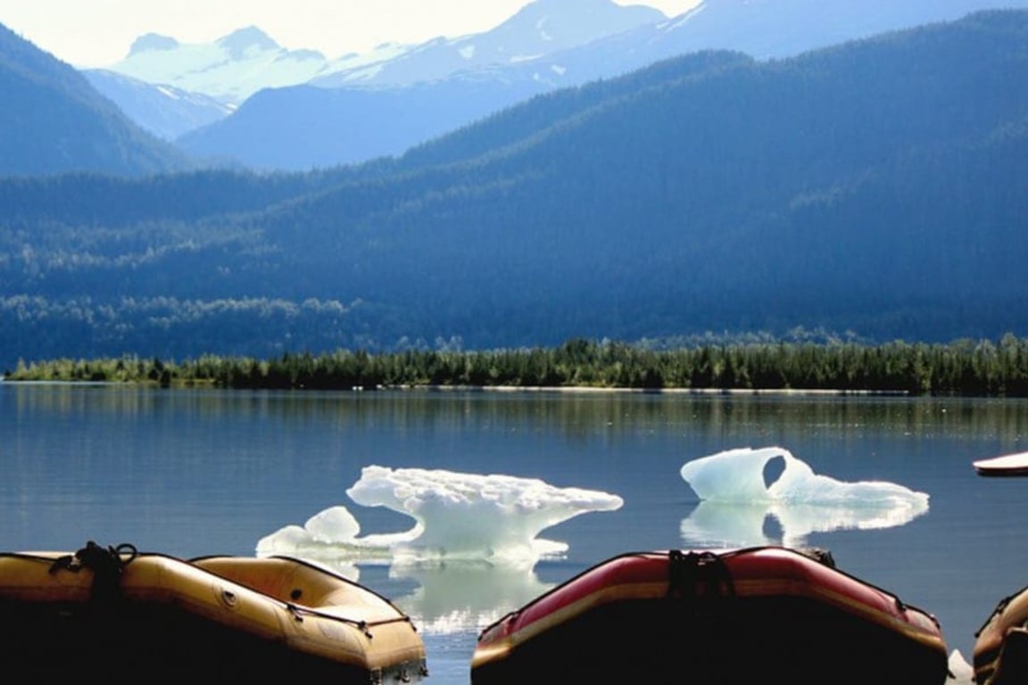Mendenhall Glacier River Float Trip Tour Image 5