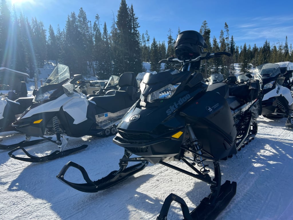 Private Powder Ride Snowmobile Experience Tour Image 8