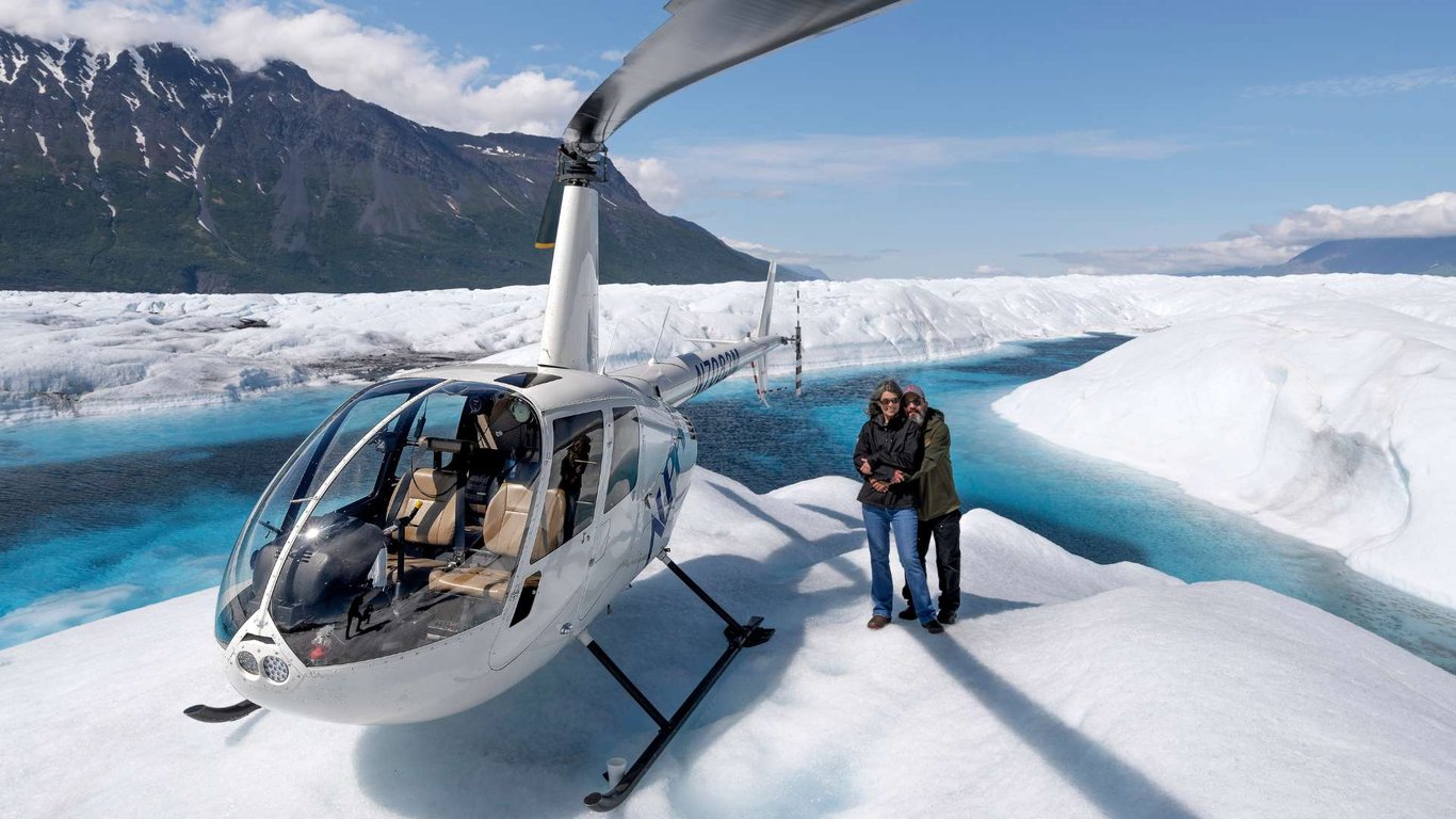 Knik Glacier Landing Tour Image 3