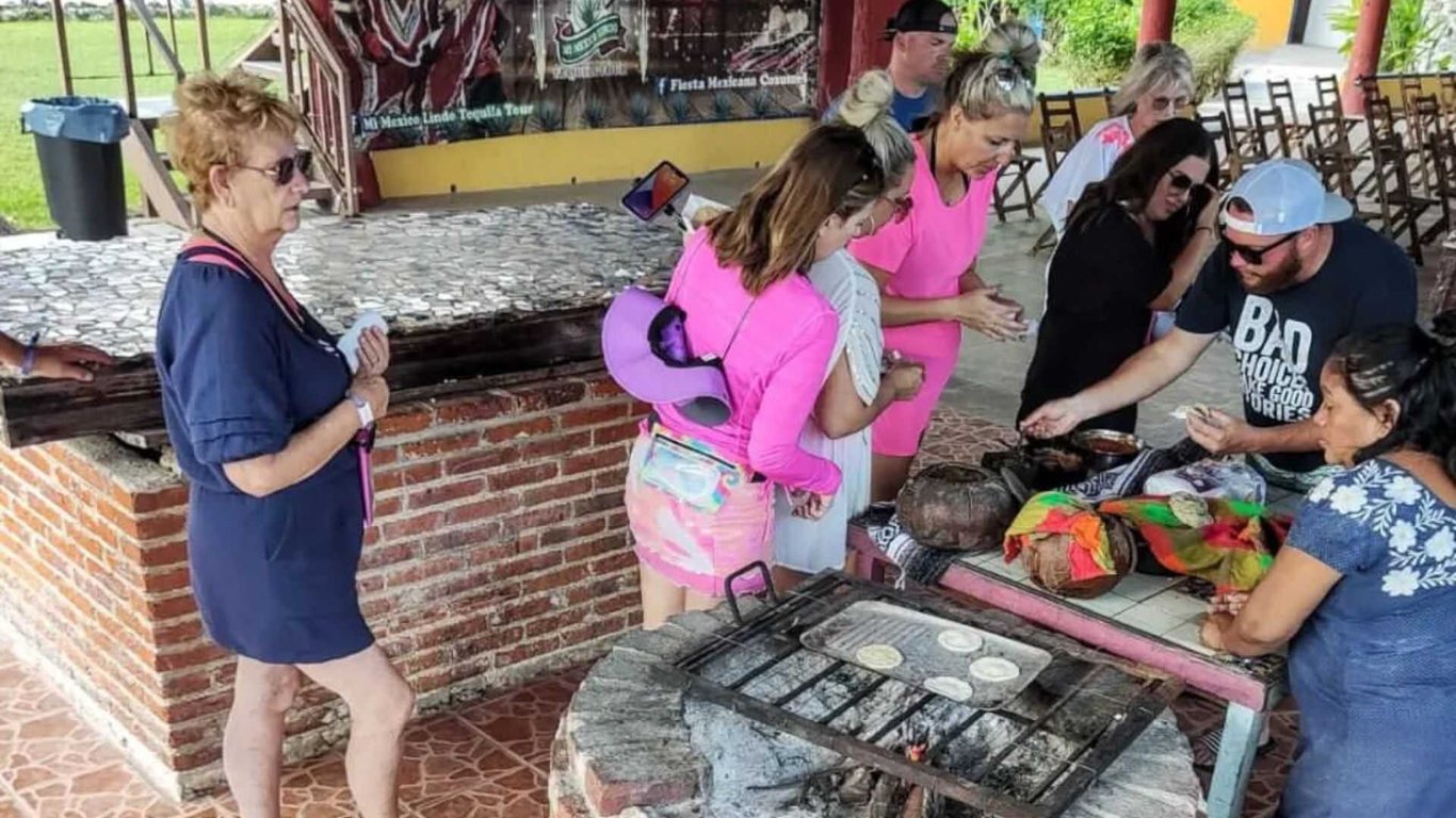 Private Cozumel Caves & Mayan Ruins Exploration Tour Image 5