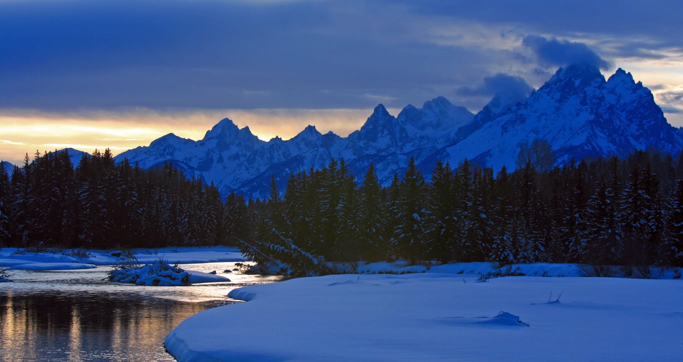 Private Winter Grand Teton Tour: Luxury and Leisure image