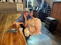 Good guide. Had interesting facts about Printers alley and made us country folks feel comfortable! Ty for putting up us! review image 0