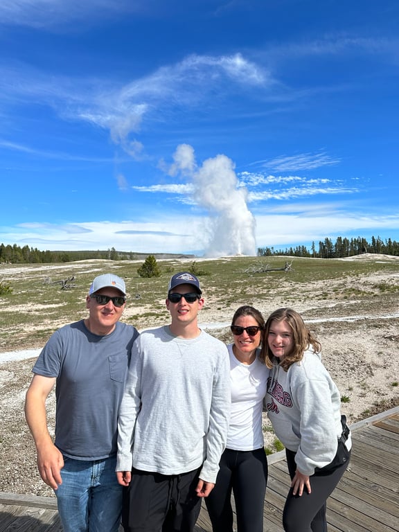 Yellowstone Highlights Tour Tour Image 2