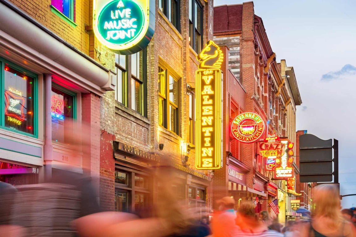 Nashville Pedal Tavern Tour image