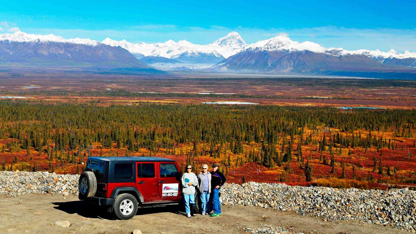 Denali Highway Jeep Excursion Tour Image 5
