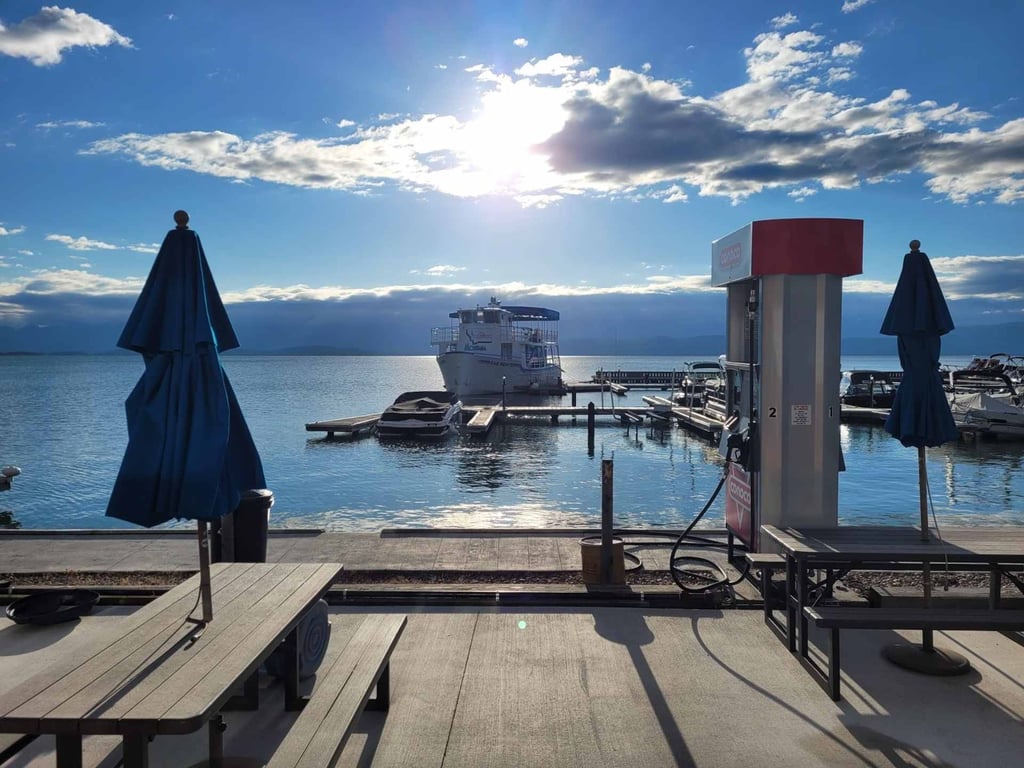 Flathead Lake Scenic Boat Cruise Tour Image 3