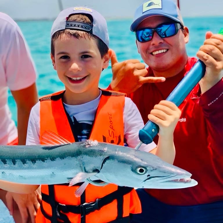 Costa Maya Fishing Tour & Beach Club Tour Image 7