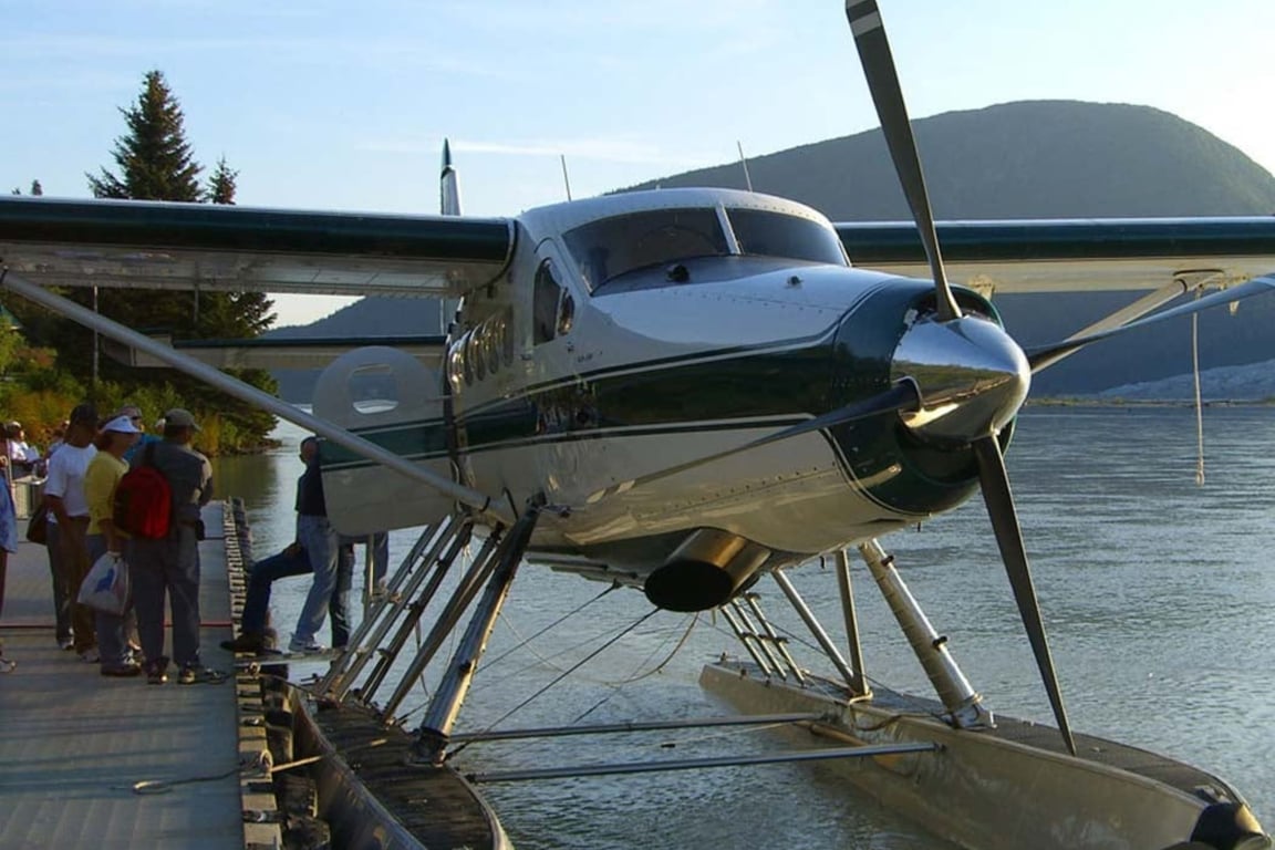 Taku Glacier Lodge Feast & 5-Glacier Seaplane Discovery Tour Image 2