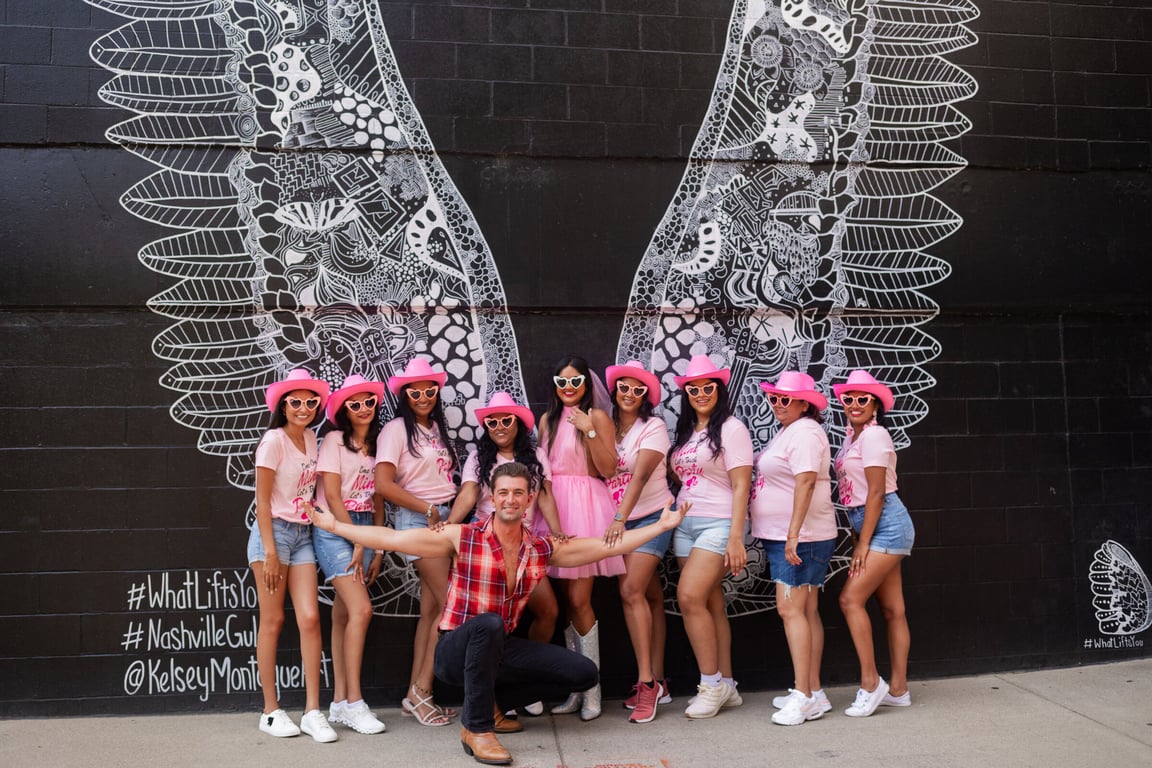 Private Birthday / Bachelorette Party Photoshoot Experience Tour Image 2
