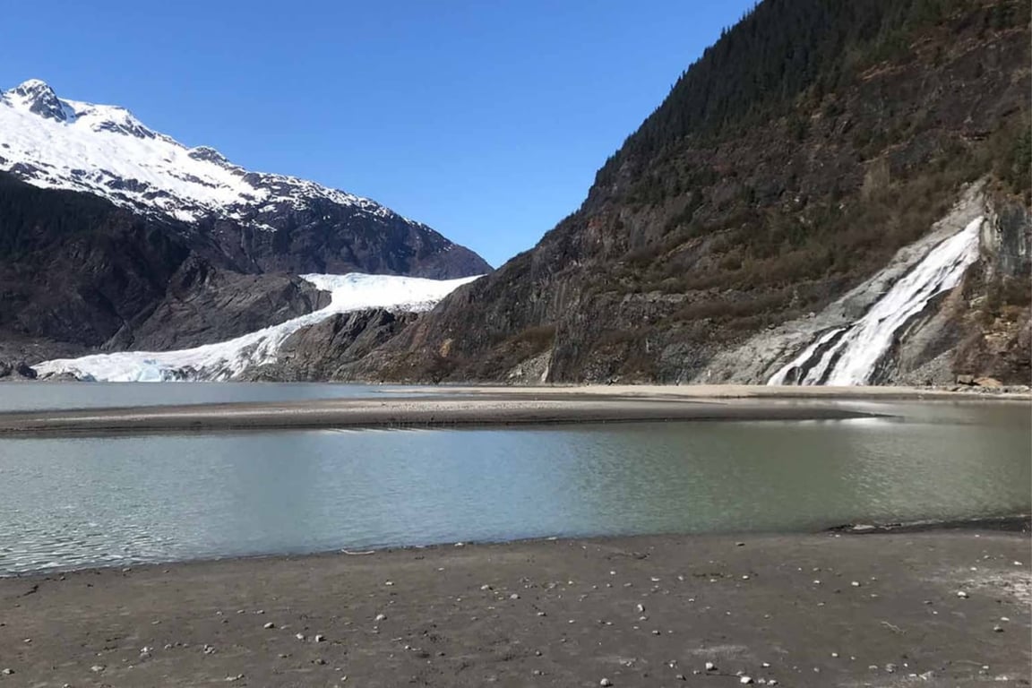 Mendenhall Lake Canoe Adventure Tour Image 2