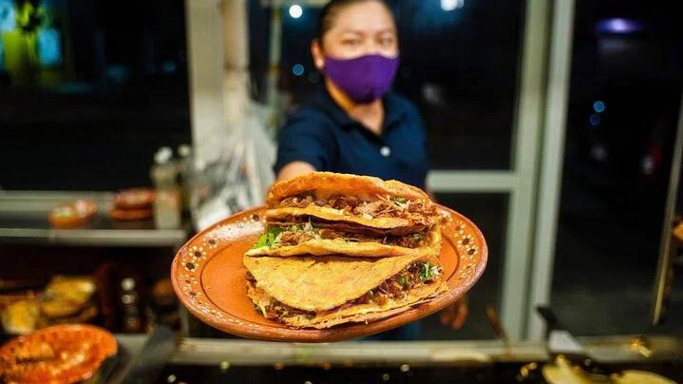 Thumbnail of video about Local Food & Drink in Cozumel