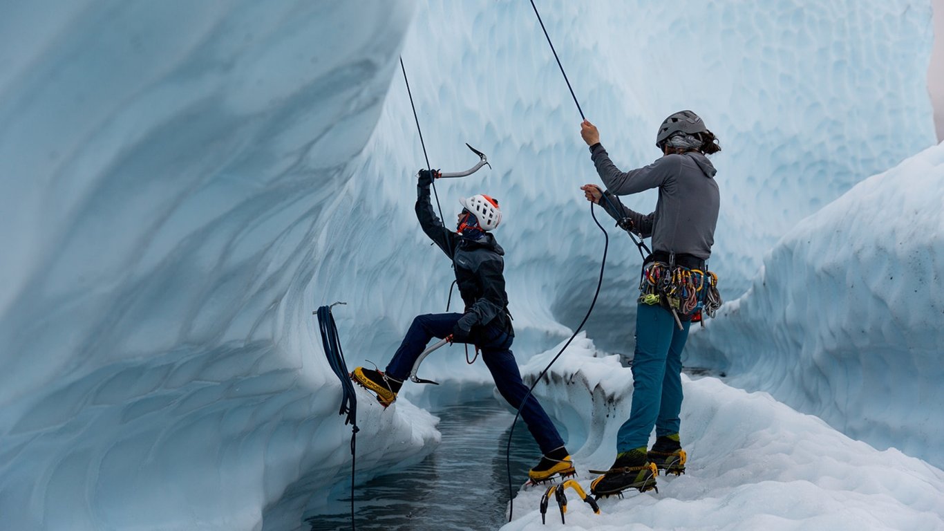 Matanuska Glacier Backcountry Ice Climbing Tour Image 12