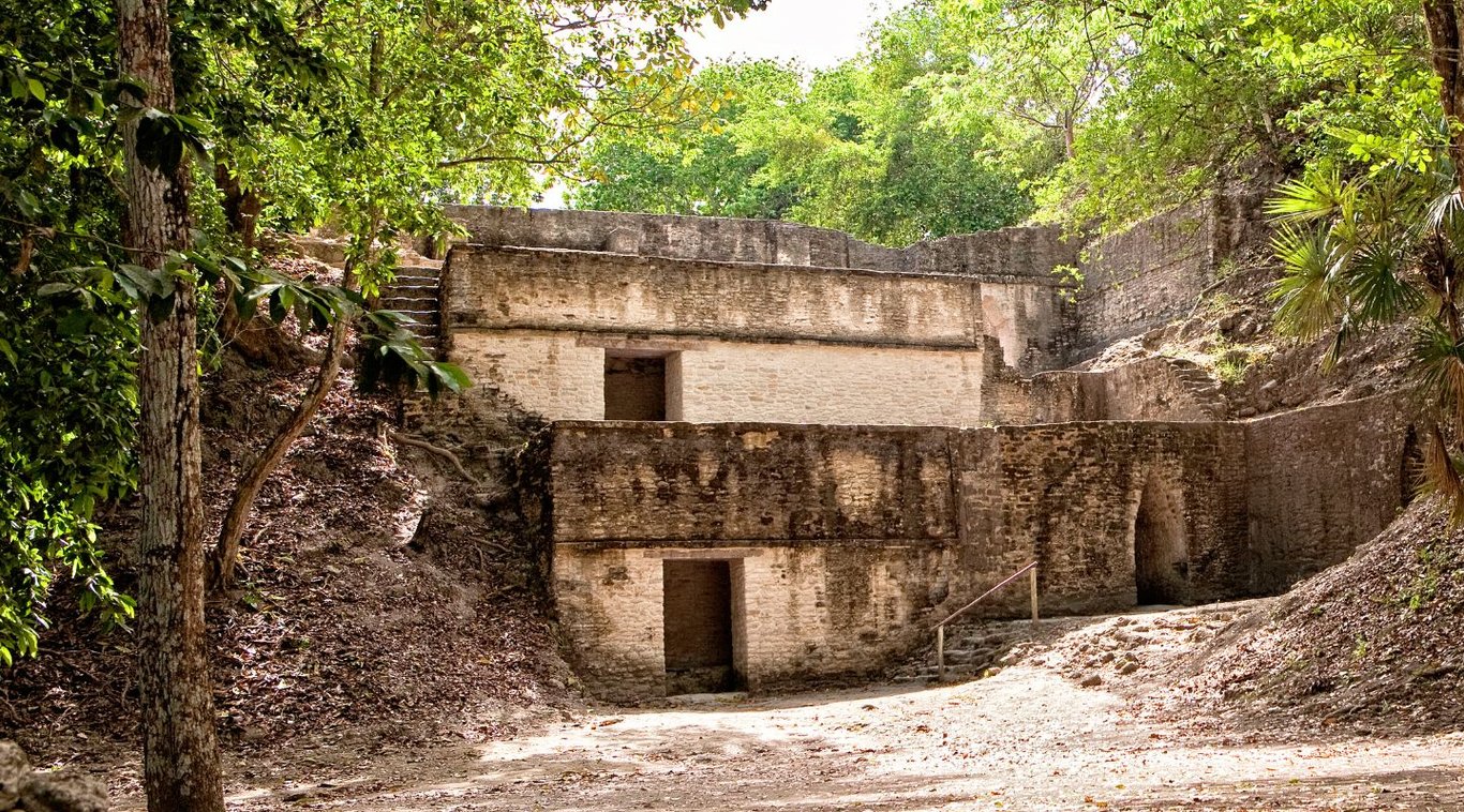 A Cruisers Guide to Belize’s Mayan Ruins