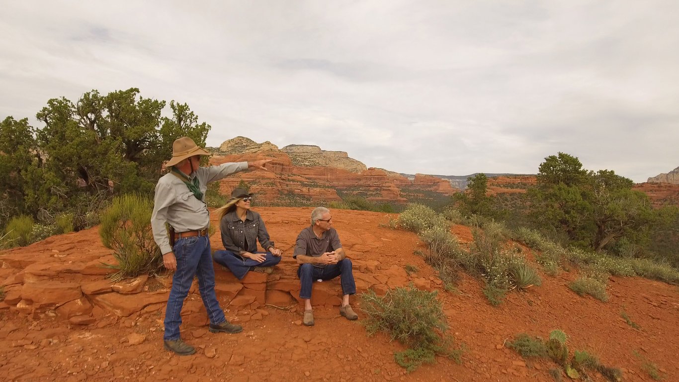 Private Rugged Off-Road Jeep Tour in Sedona- 2-Hour Mogollon Rim Scenic Jeep Experience (Up to 6) image