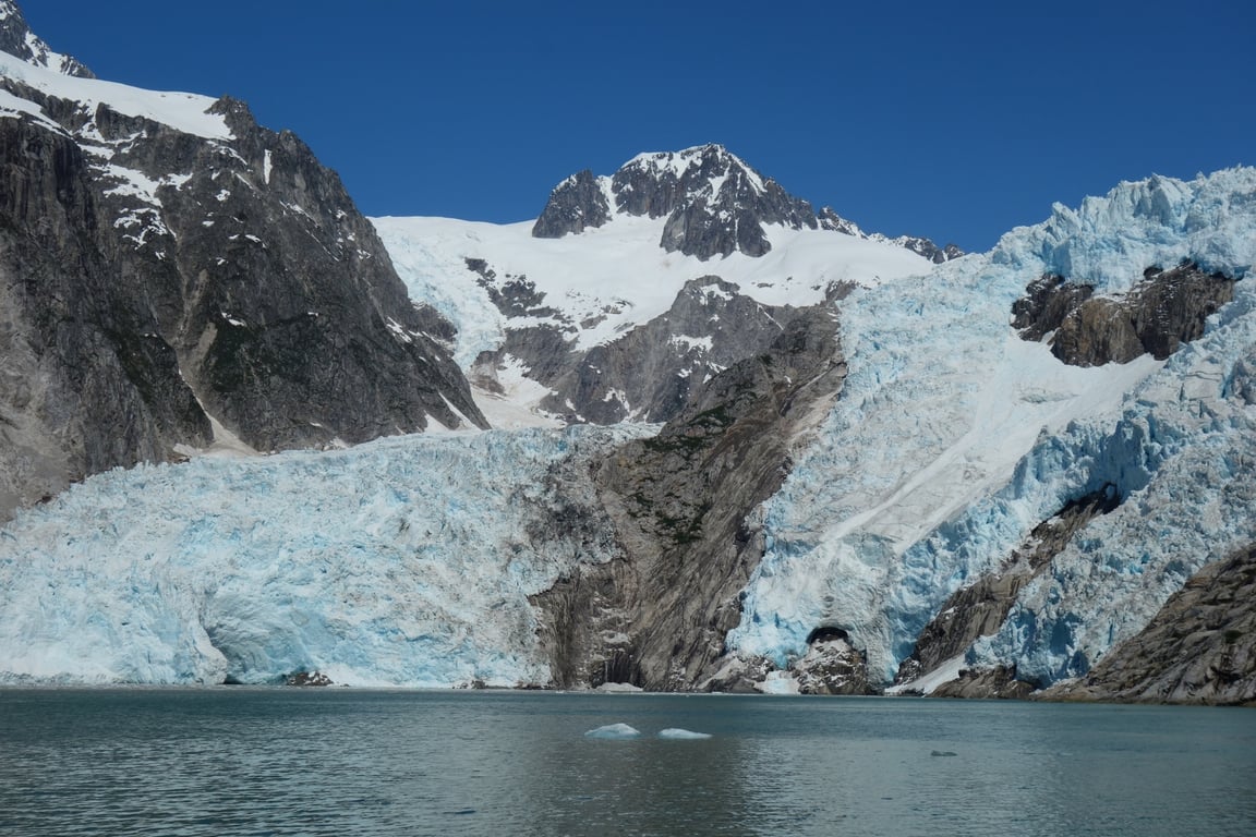 8.5 Hour Northwestern Fjord Cruise Tour Image 6