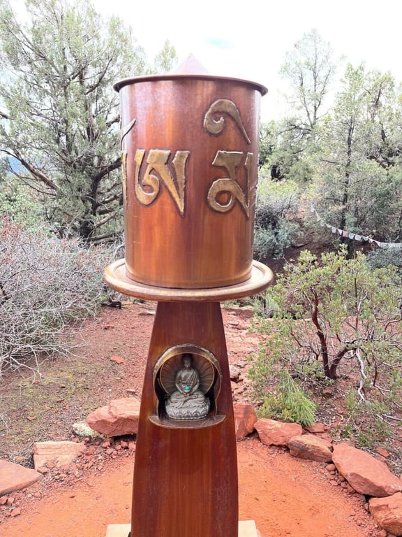 Sedona Highlights Sightseeing Tour - 5-6 Hour Small Group Van Experience Tour Image 8