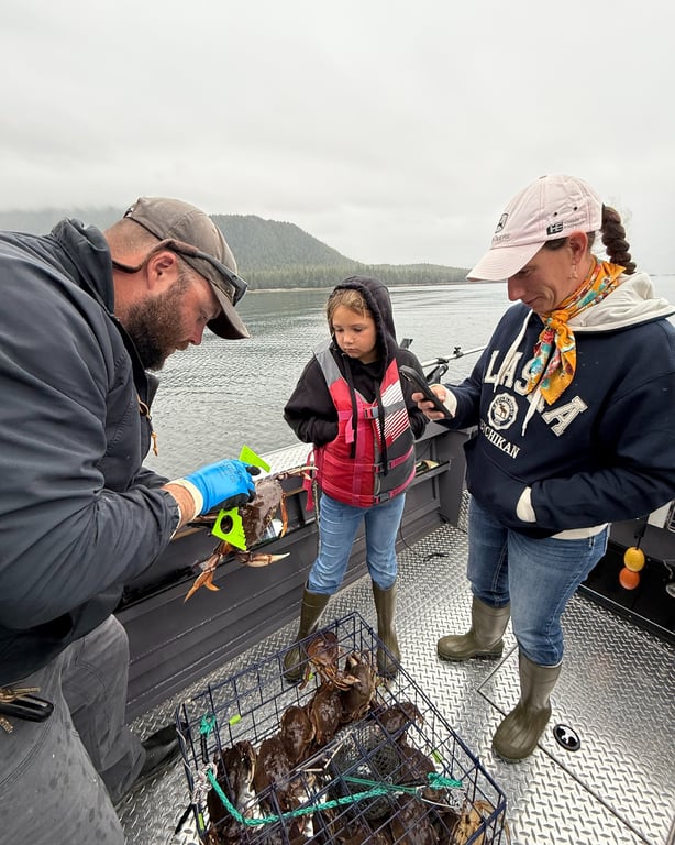 Alaska Salmon Fishing Tour Image 4